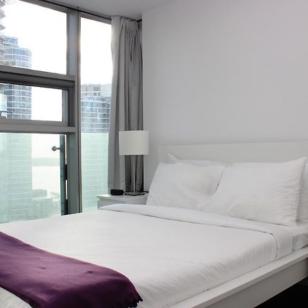 Atlas Suites- Furnished Apartments-College Street, 多伦多 外观 照片