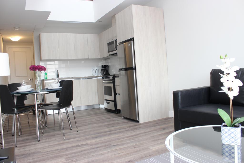 Atlas Suites- Furnished Apartments-College Street, 多伦多 外观 照片
