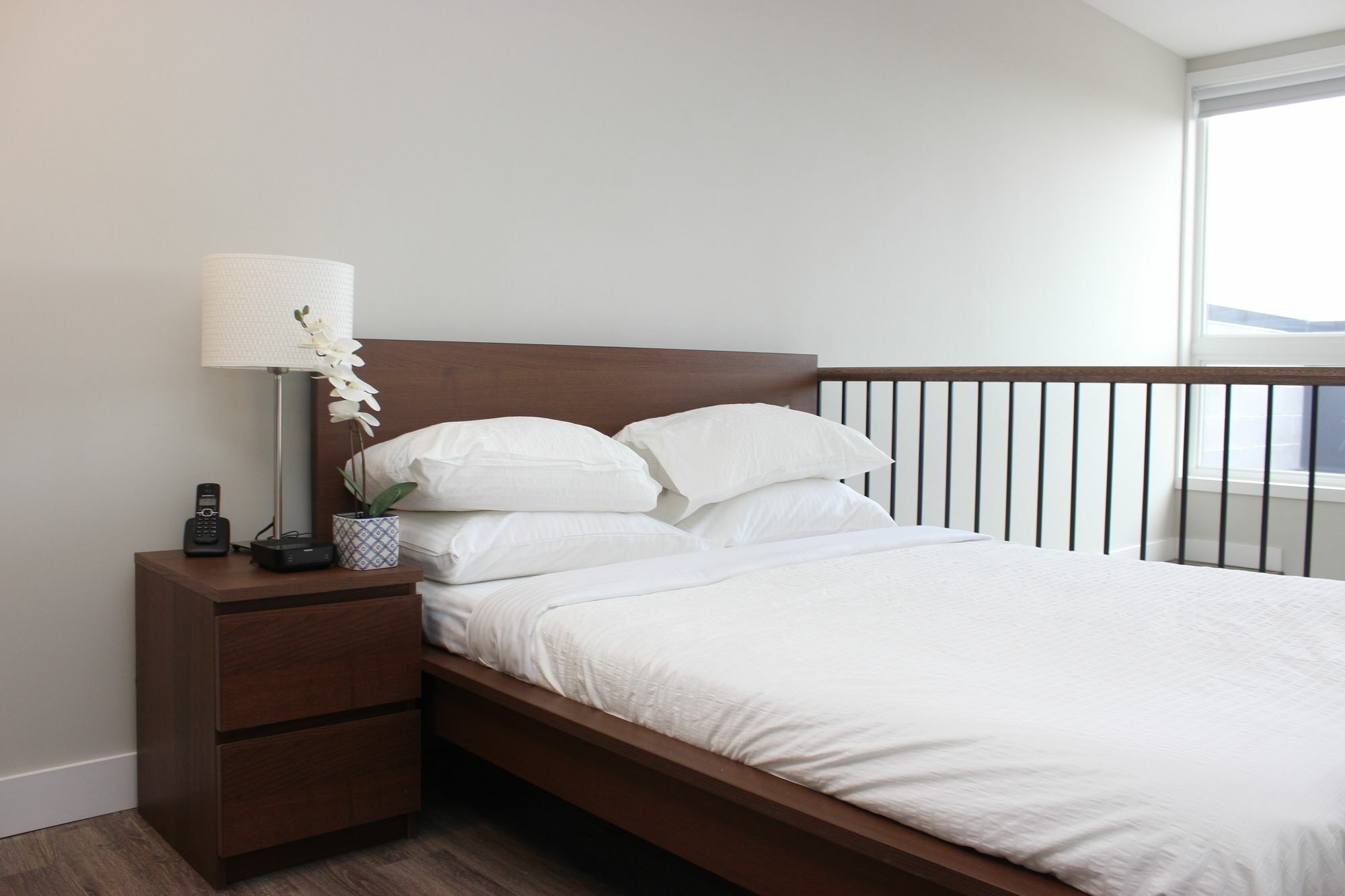 Atlas Suites- Furnished Apartments-College Street, 多伦多 外观 照片